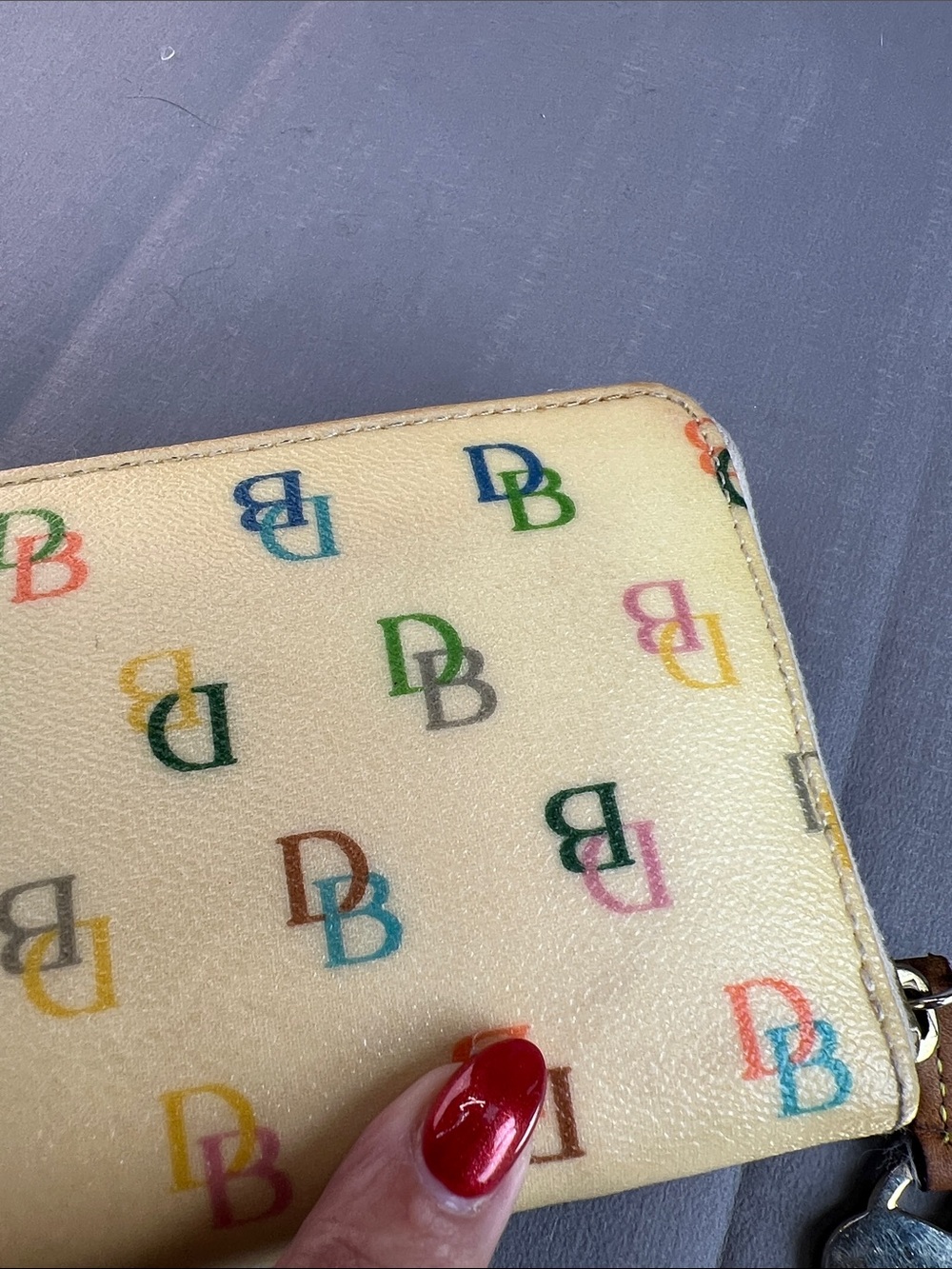 Dooney and Bourke, rainbow, zipper large wallet - Picture 8 of 11